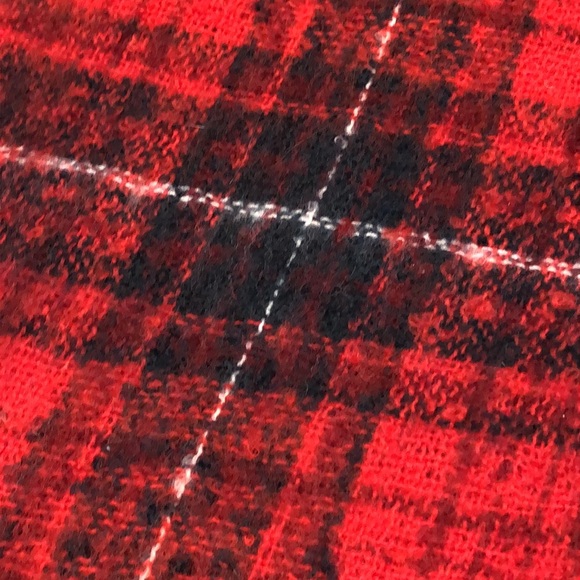 H&M scarf - Picture 7 of 8